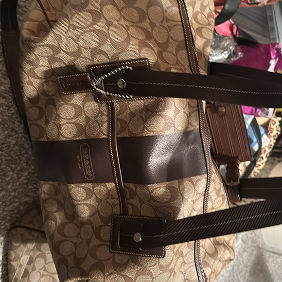 NWOT Coach Signature Weekender - Picture 4 of 4